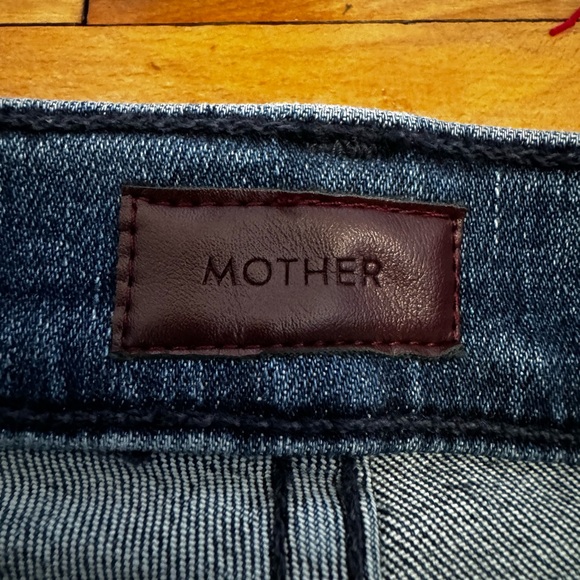 Like new! Mother brand denim. Size 28. Tomcat Hover. - Picture 4 of 7